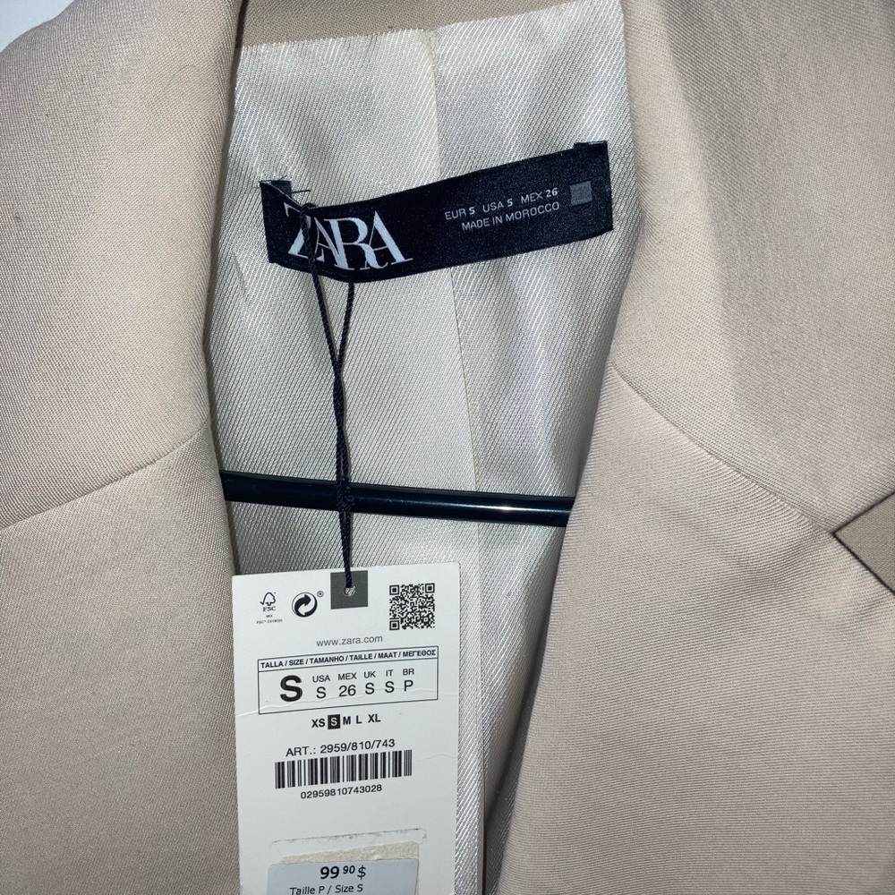 Beige Zara Cropped Blazer with Shoulder Pads